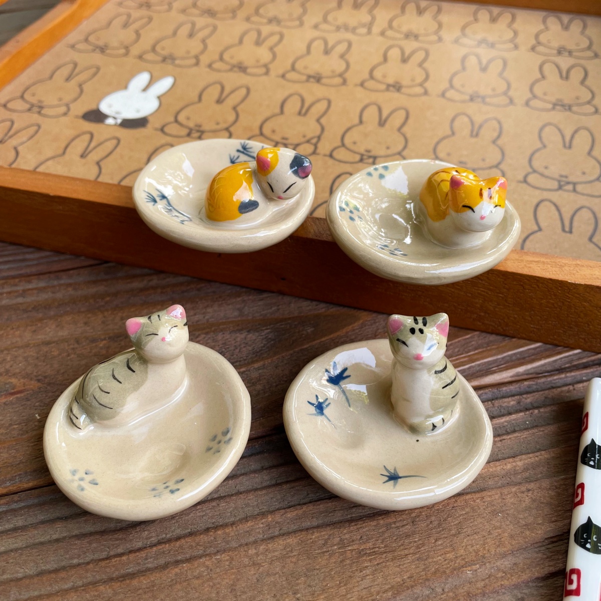 树下盒  手作釉下彩立体猫咪筷子架呆萌小猫筷托陶瓷摆件可做笔架