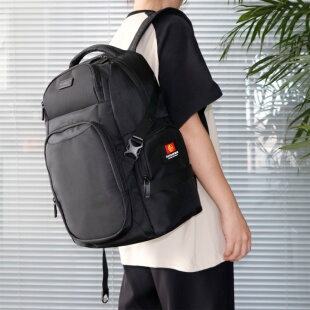 祥兴箱包SUISSEWIN双肩包男时尚背包休闲大容量旅行包中学生书包