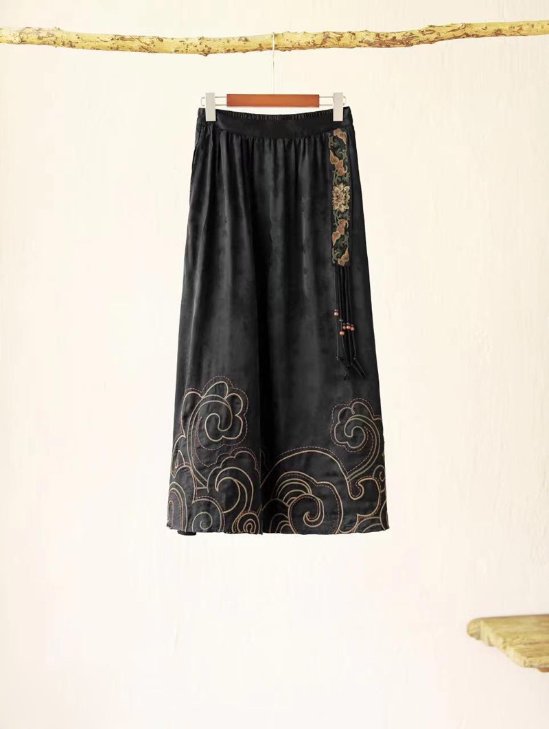 【腾云】楚馨设计原创高定新中式文艺复古刺绣提花松紧腰百搭半裙