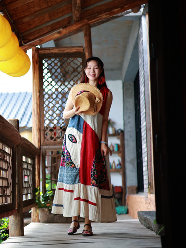 原创国风民族风重工刺绣V领撞色拼接如意老腊染布背心裙连衣裙长