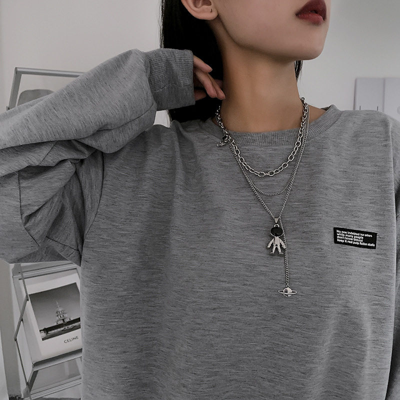 网红时尚简约宇航员吊坠项链男女潮 ins嘻哈太空人多层不锈钢项链