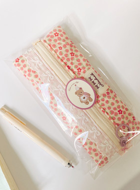 小物件doll自制韩系少女心笔袋可爱草莓蝴蝶结学生笔袋收纳包扁