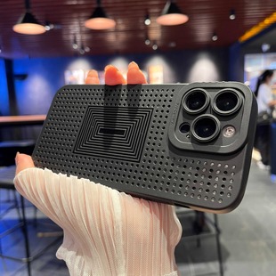 新款 12硅胶防摔套11时尚 夏季 镂空网眼透气散热苹果15手机壳适用iphone14promax镜头全包13 男女潮款 软壳8