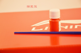 红色鞋盒修复拖鞋颜料改色喷涂手绘运动鞋盒掉色纸皮颜料修复补色