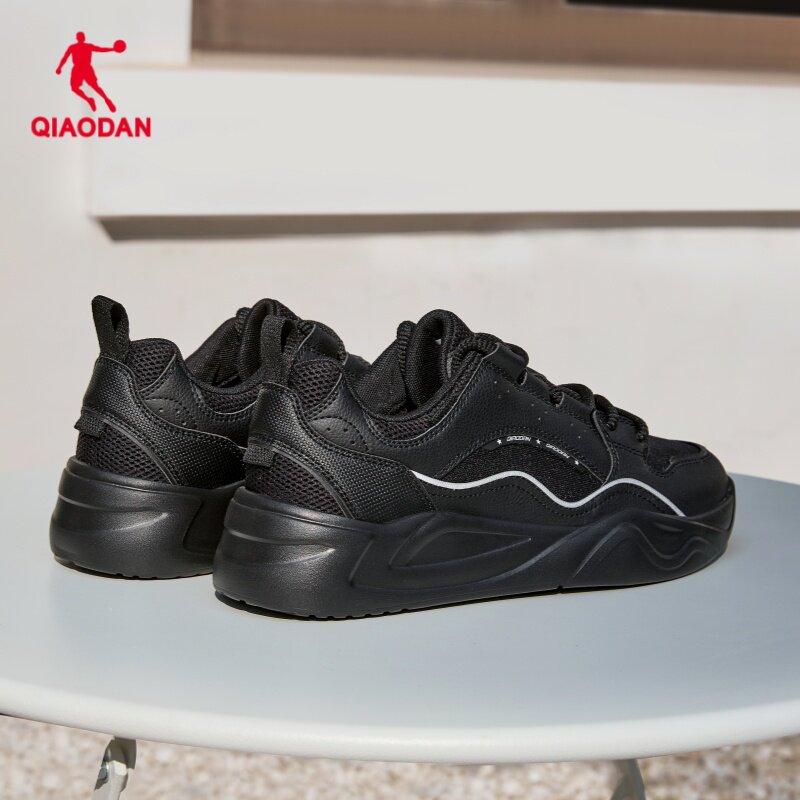 乔丹春季网面透气男款板鞋2026年新款时尚休闲运动鞋厚底增高百搭