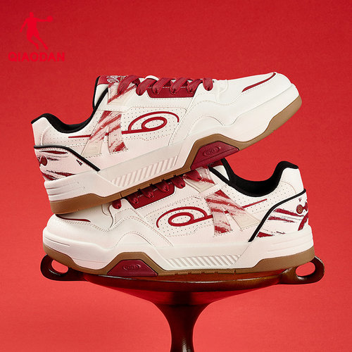 乔丹红色本命年潮流厚底板鞋