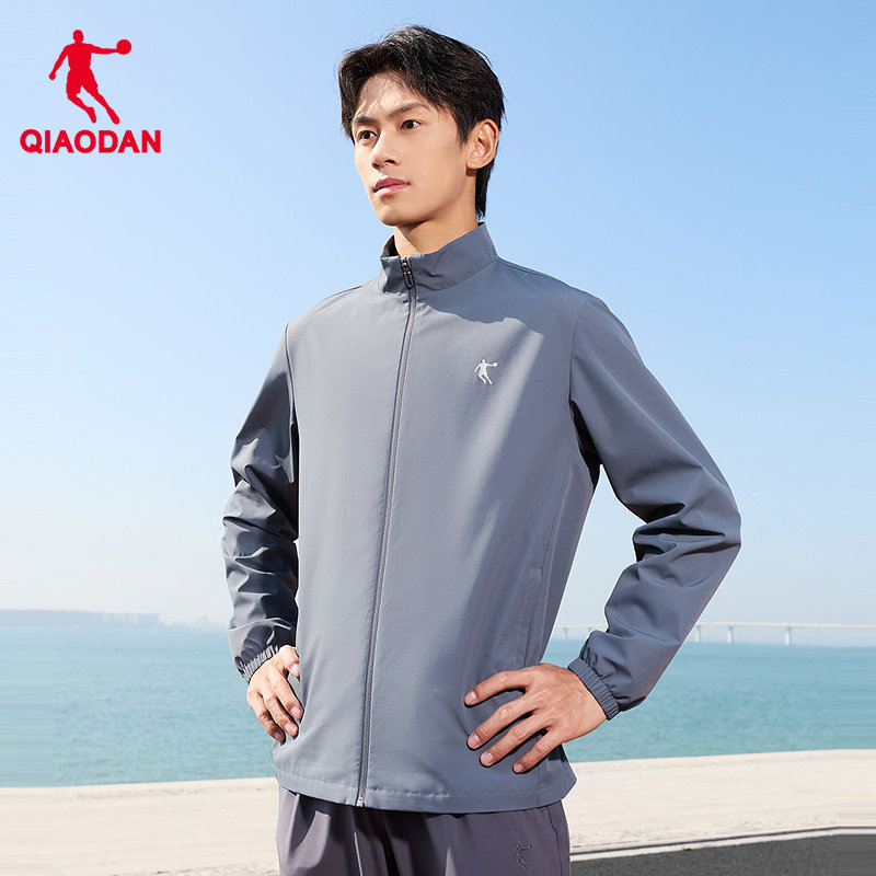 乔丹立领夹克外套男2026春季新款户外防泼水防风休闲商务百搭风衣