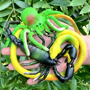 软胶仿真蛇黑色蜘蛛假蛇蝎子吓人眼镜蛇儿童玩具静态昆虫动物模型