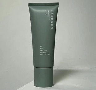 因丝帕周日润肤净颜泥