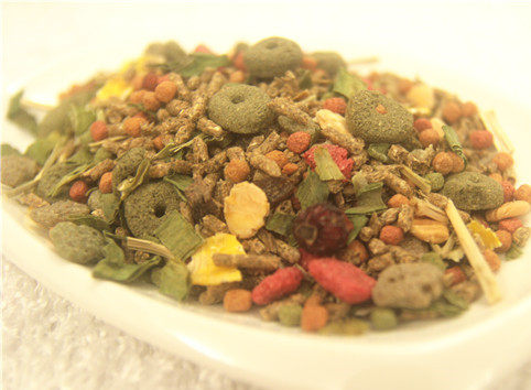 比利时凡赛尔Crispy龙猫水果蔬菜混合粮 50g尝鲜包  新货  亚太版