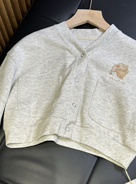实体精品童装店 小童浅灰色卡通印花卫衣面料v领休闲百搭长袖开衫