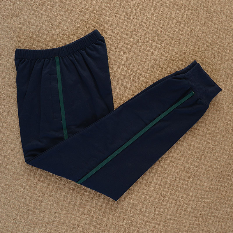 一条墨绿中小学生深蓝校服裤子