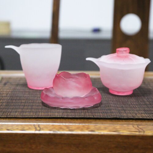 粉色琉璃茶杯冰冻烧磨砂玻璃杯