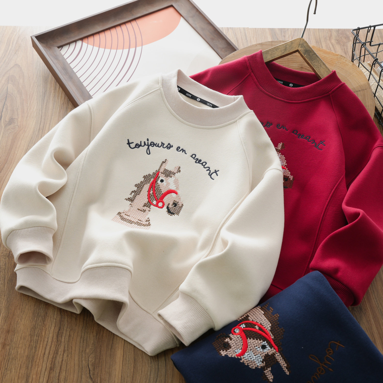 男童加厚奥粒绒卫衣红色新年装2025冬季儿童一体绒保暖上衣2518,童装/婴儿装/亲子装,卫衣/绒衫,淘宝优惠券,粉丝福利购,淘宝优惠卷