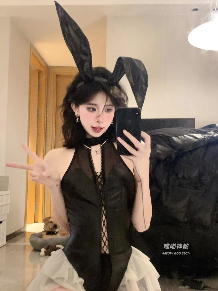 纯欲性感辣妹漆皮兔女郎连衣裙