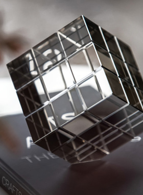 现代简约透明几何正方形水晶魔方小摆件样板房茶几售楼处软装饰品