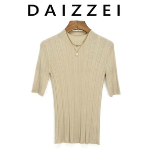 DAIZZEI~羊毛针织衫女2022夏新款极简百搭坑条纹修身短袖T恤上衣