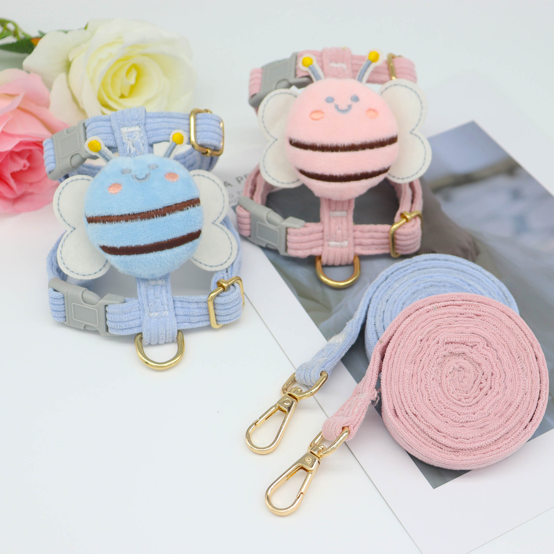 新款狗狗牵引绳卡通胸背带狗绳工字形遛猫绳胸背带宠物用品