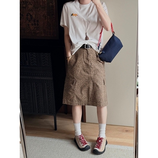 休闲通勤百搭简约慵懒风印花正肩短袖 郑买买 新款 春季 T恤女 小马T