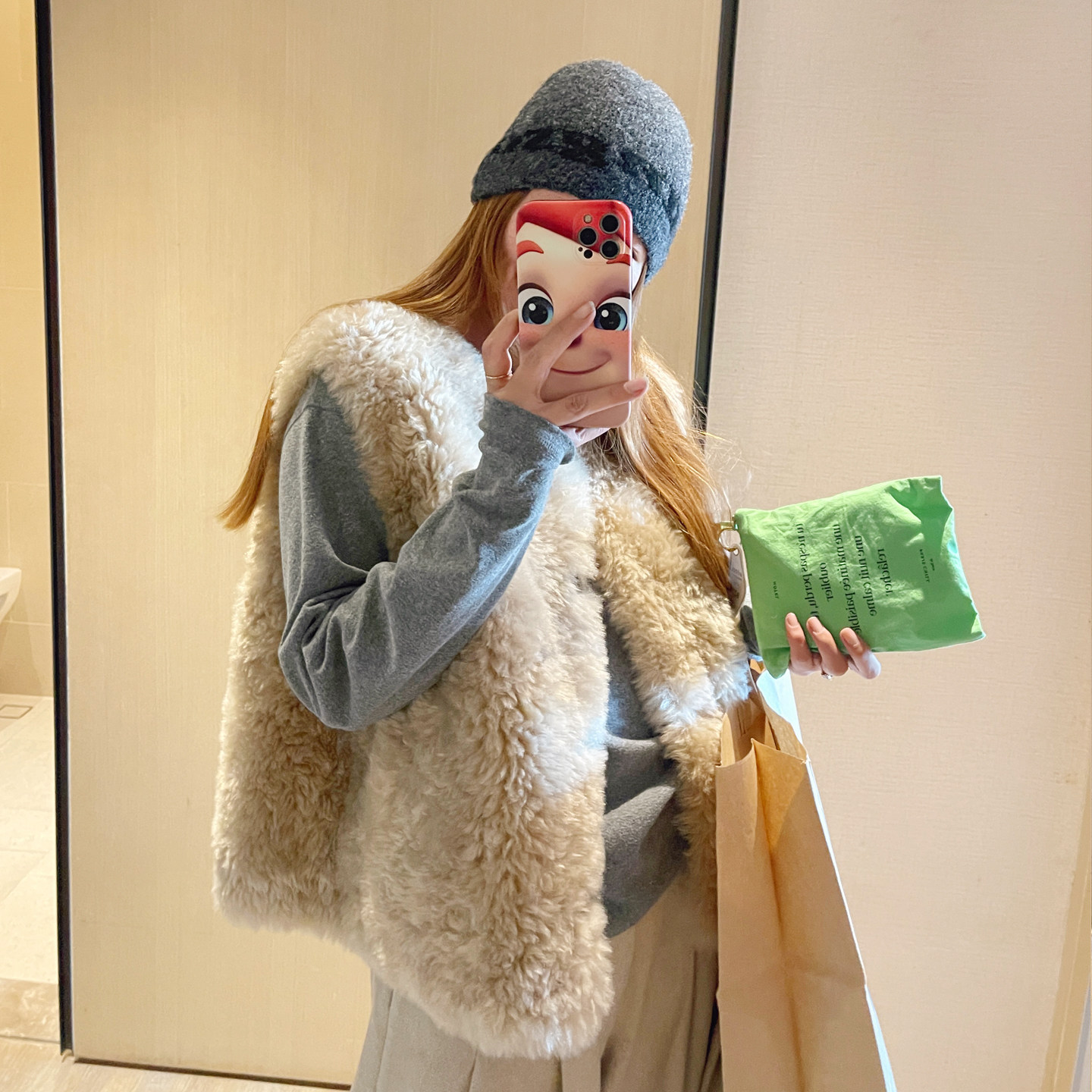 KOGIRL韩系东大门冬日环保皮草柔软质感单排扣休闲宽松时髦毛马甲,女装/女士精品,马夹,淘宝优惠券,粉丝福利购,淘宝优惠卷