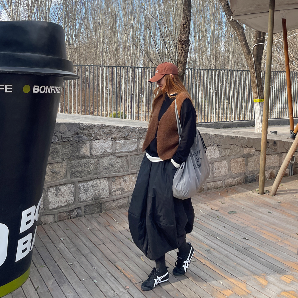 冬季韩版户外休闲夹棉花苞半身裙