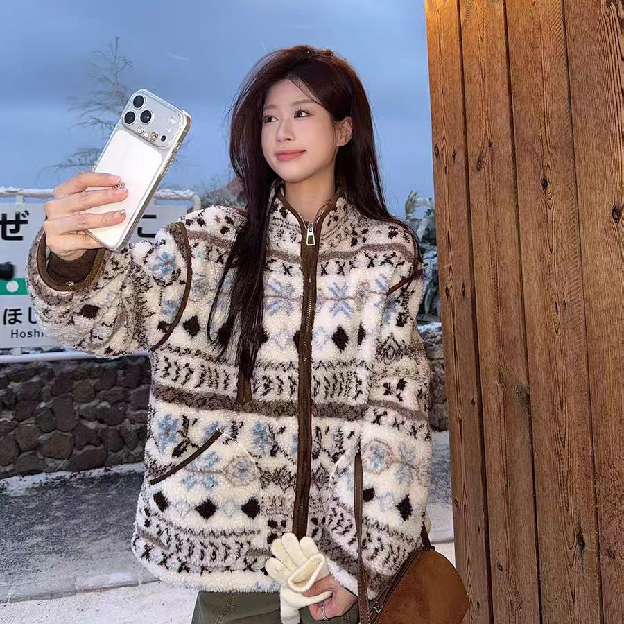 La Vague  费尔岛立领加厚拉链外套