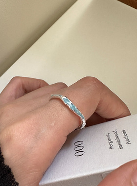 美汝仙 925纯银不规则蓝色细面戒指女简约小众设计时尚开口指环