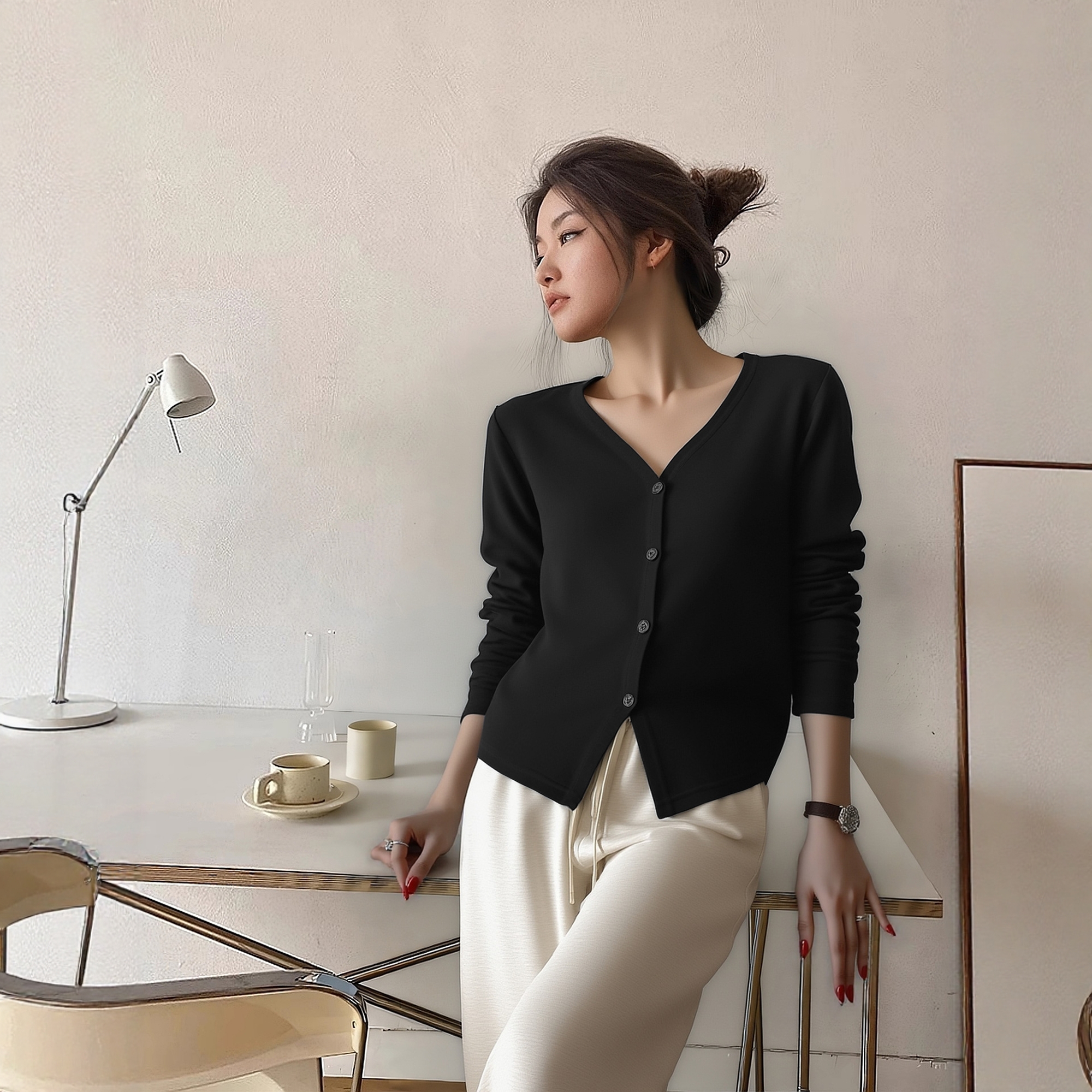 凤凰依屋黑色弹力纽扣小外搭