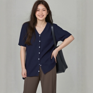 高级感240斤特大胖mm 冰丝针织宽松深V领女装 上衣大码 胖mm显瘦夏装