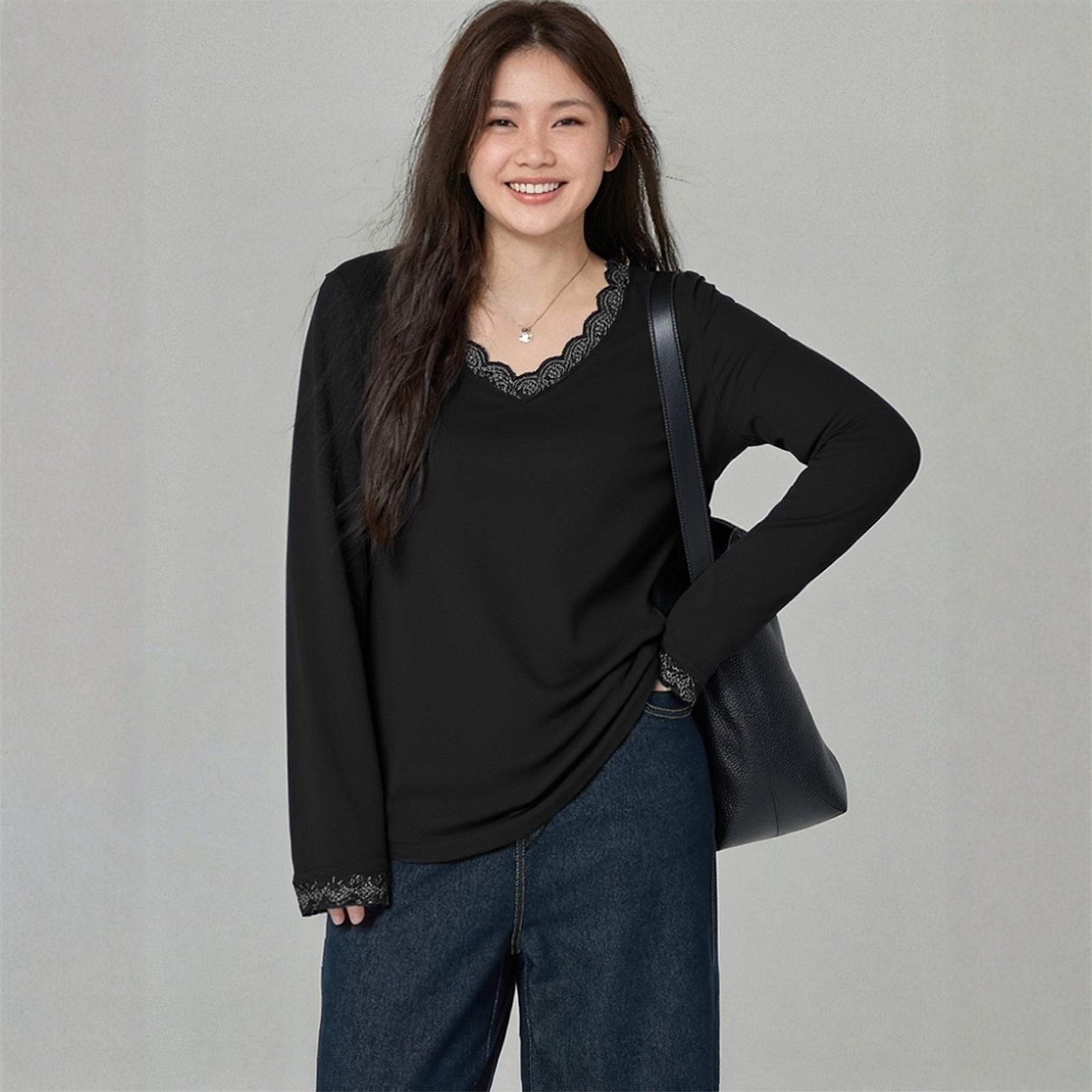 大码胖mm巨好看上衣蕾丝V领花边正肩显瘦宽松遮肚子女人味打底衫,女装/女士精品,大码内搭,淘宝优惠券,粉丝福利购,淘宝优惠卷