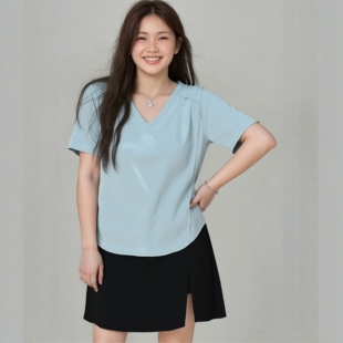 女士t恤欧货大版 女装 夏装 v领显瘦2026新款 上衣 胖mm潮正肩时尚 大码