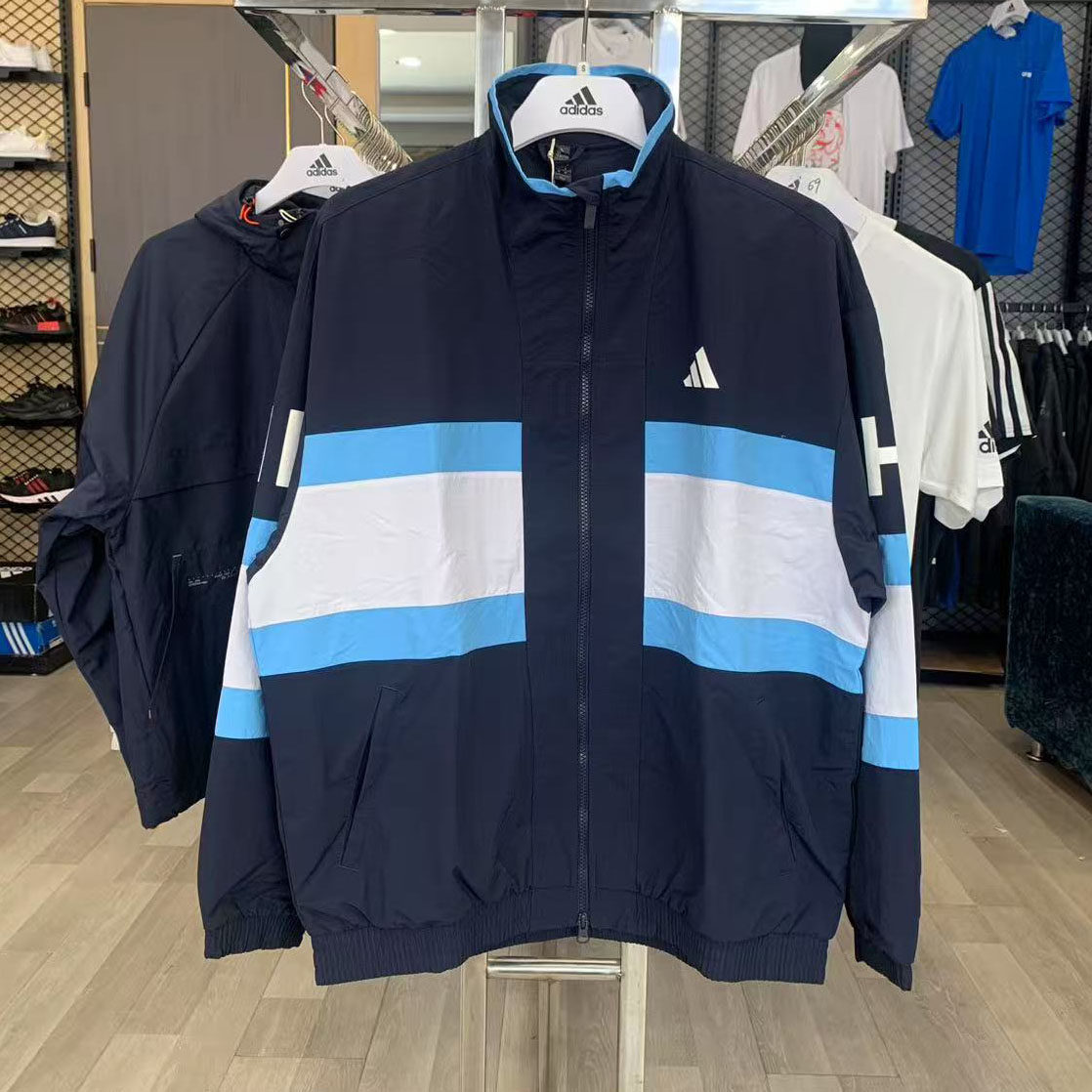 Adidas/阿迪达斯正品男女同款户外运动防风衣翻领夹克外套 JM2065