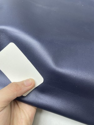 E1111进口头层Ecco蓝晶色牛皮手感微挺厚度1mm