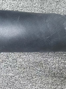 B127进口1.3m m复古深蓝色植鞣平纹牛皮微挺15平方英尺*7=105元