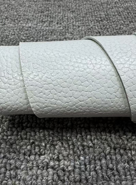 A506进口头层1mm白色羊颈纹羊皮微软7张羊皮35平方英尺*4=140元