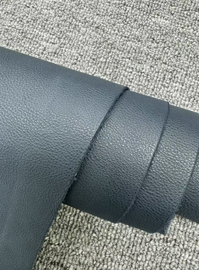 A779进口头层1.1km海军蓝色小荔枝纹油皮微挺