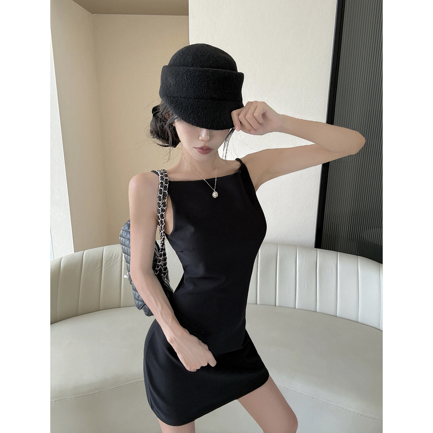 MianCun黑色无袖背心连衣裙女2026夏季新款气质韩系收腰显瘦裙子