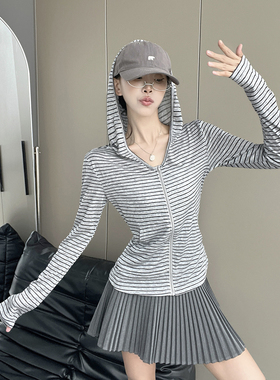 MianCun条纹拉链连帽上衣2025早秋新款薄款运动修身开衫小外套女