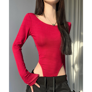 MianCun交叉露背连裆长袖T恤初春新款红色美式修身显瘦一字领上衣
