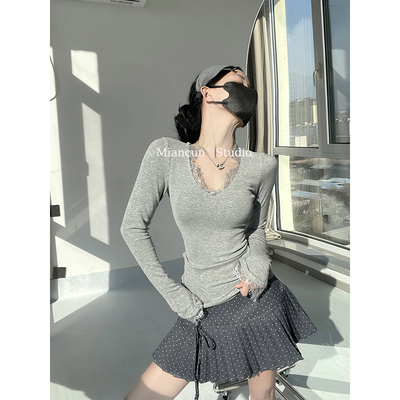女神打底衫女2025春季新款修身显瘦高级感V领蕾丝花边上衣内搭T恤