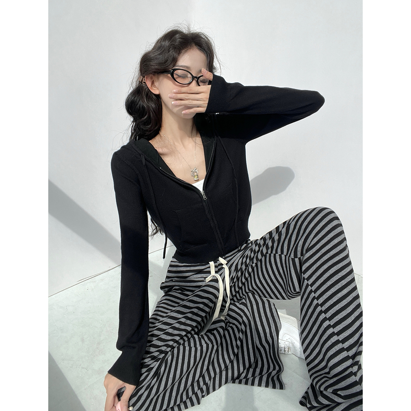 MianCun拉链长袖连帽短款外套女韩系修身显瘦休闲百搭针织开衫