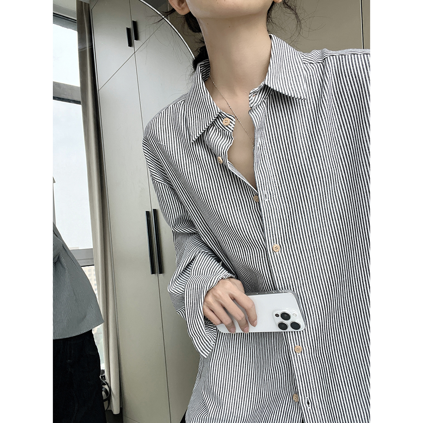 法式蓝白撞色条纹衬衫女