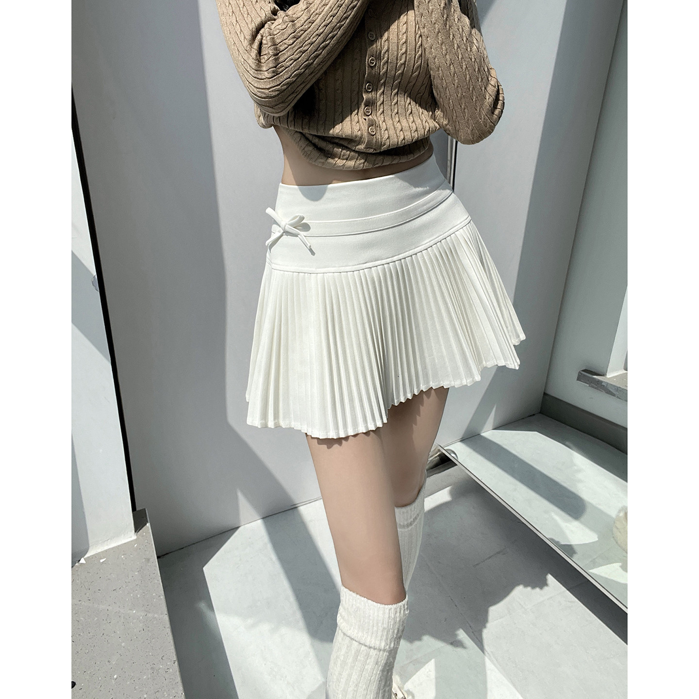 法式百搭学院风减龄小个子短裙女甜美显瘦纯色蝴蝶结百褶半身裙