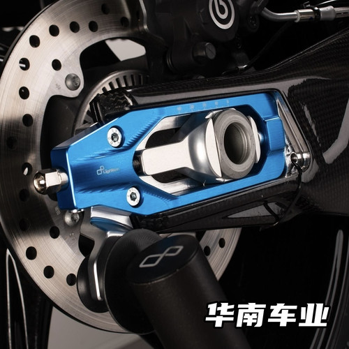 宝马S1000RR改装Lightech调节器