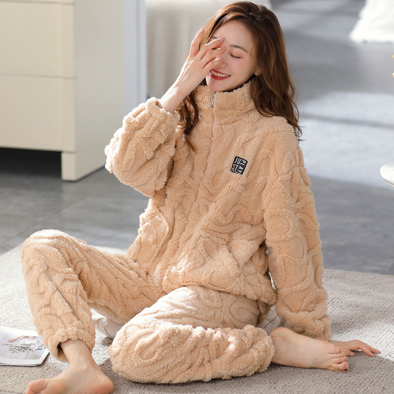 睡衣女秋冬季珊瑚绒加厚保暖套装