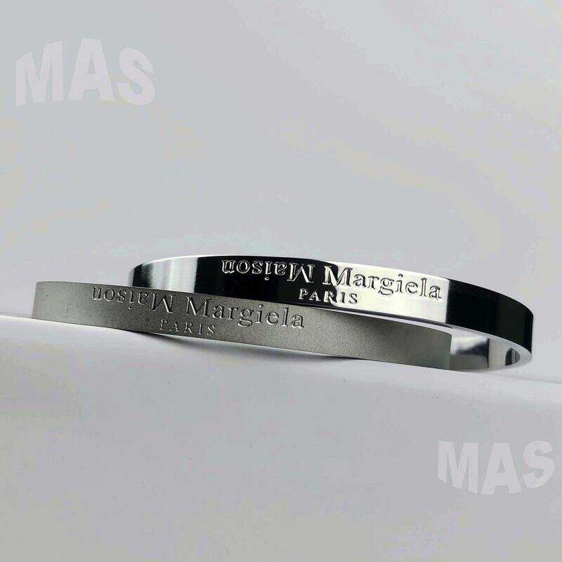新款margiela风格MM6马吉拉经典字母颠倒钛钢开口手镯男女手环