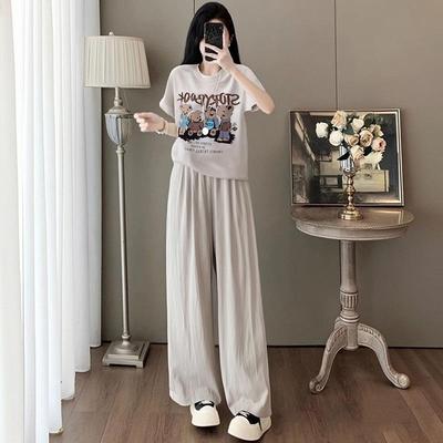 杏色时尚套装2025女夏新款胸前印花图案上衣纯色阔腿裤穿搭一整套