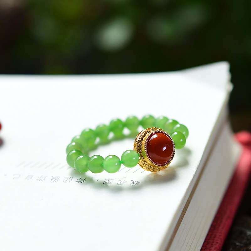 新款俄罗斯天然和田玉正品俄料碧玉戒指苹果绿小米珠女款南红戒圈