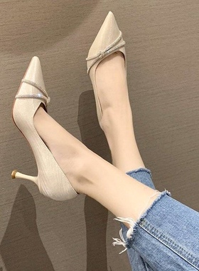 百搭新款尖头中跟鞋水钻法式高跟鞋女细跟甜美气质单鞋