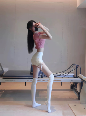 春夏新款速干裸感瑜伽短裤女户外跑步运动三分裤普拉提训练健身裤